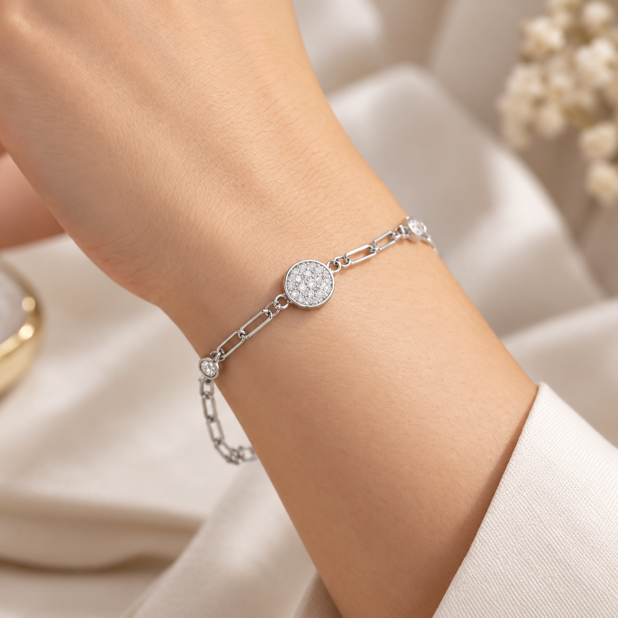 Radiant Medallion &amp; Paperclip Link 925 Sterling Silver Bracelet
