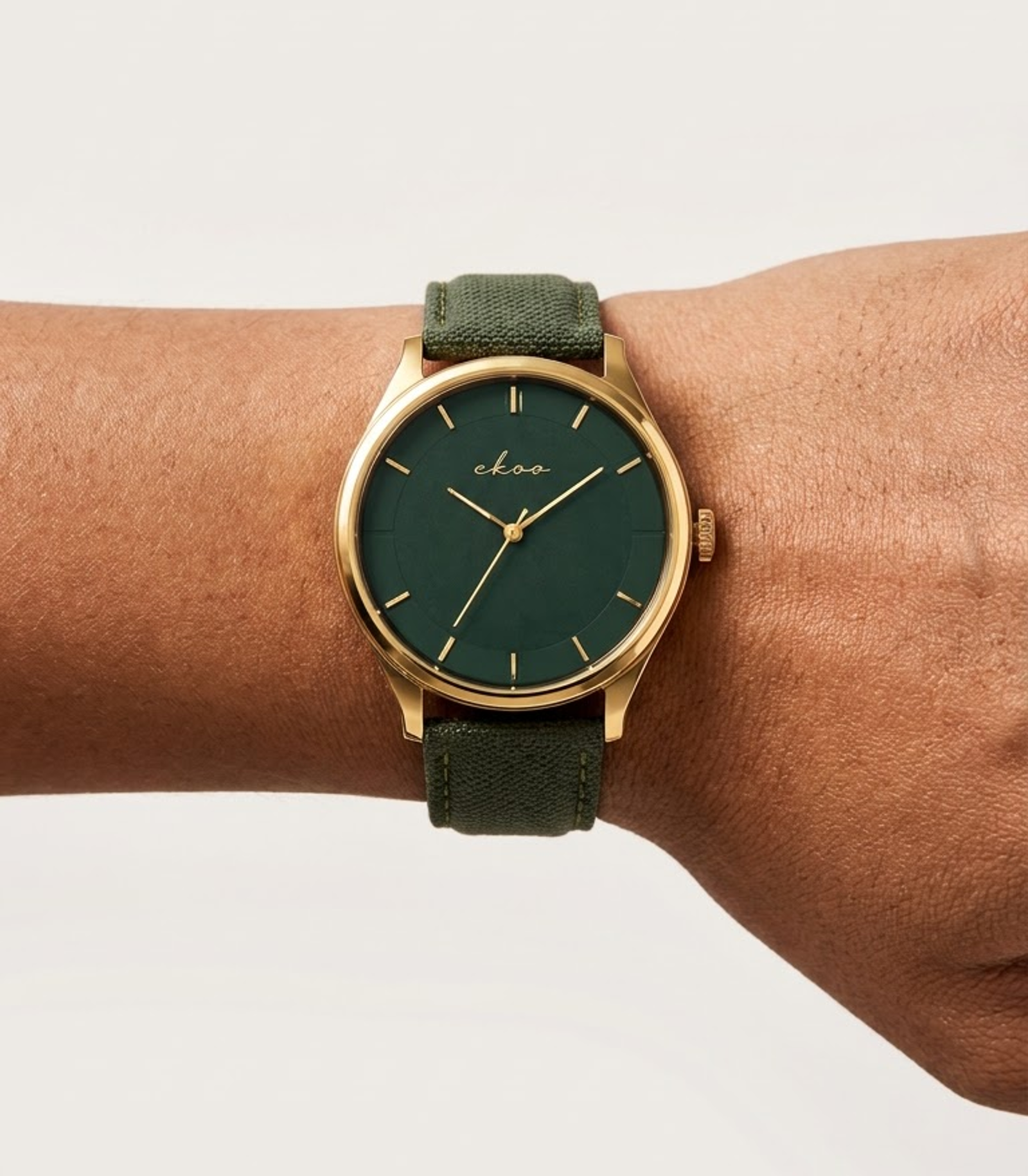 Ekoo Emerald Green Minimalist Gold Dress Watch